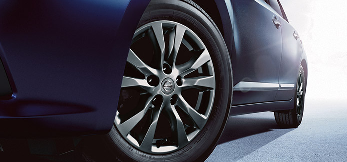 16" Gunmetal Aluminum-alloy Wheels (4-wheel set) 16" Gunmetal Aluminum-alloy Wheels (4-wheel set)